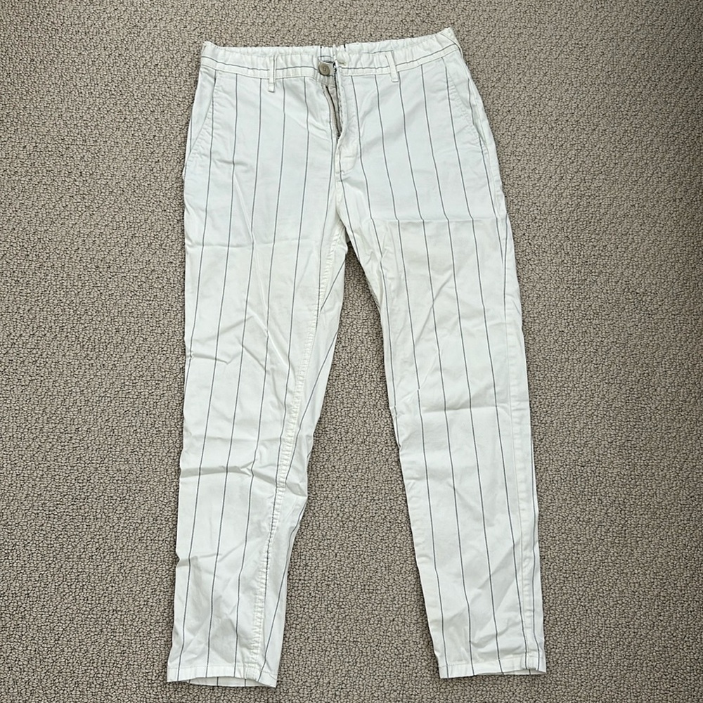 Zara Men’s size 31 White Pinstriped Pants